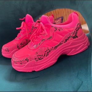Jessica Simpson Speedey Neon Snake Chunky Sneakers